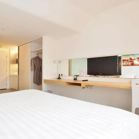60 West Hotel Hong Kong Exterior photo