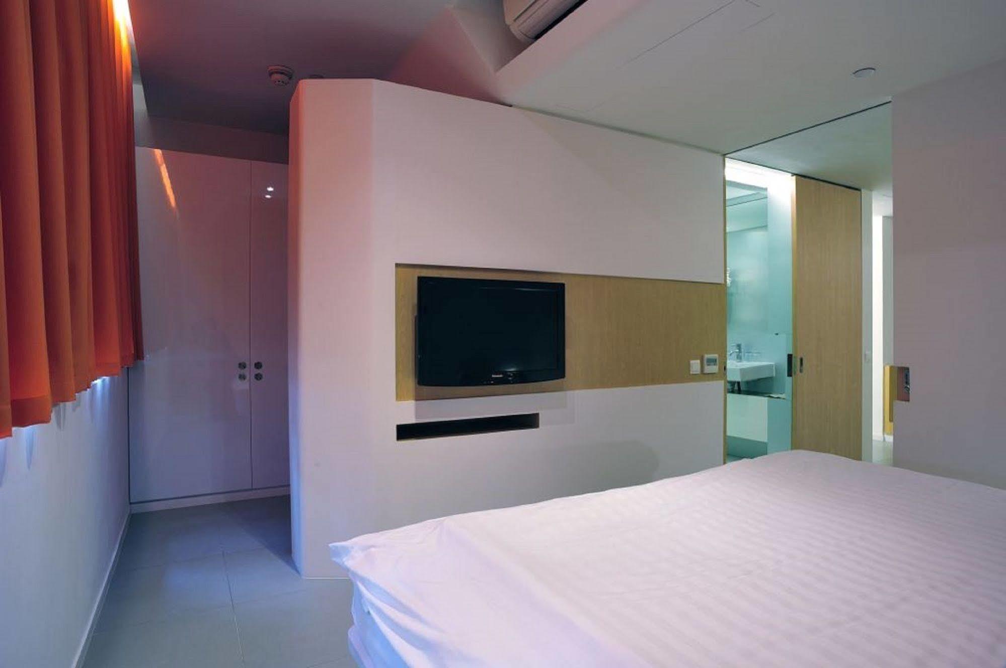 60 West Hotel Hong Kong Exterior photo